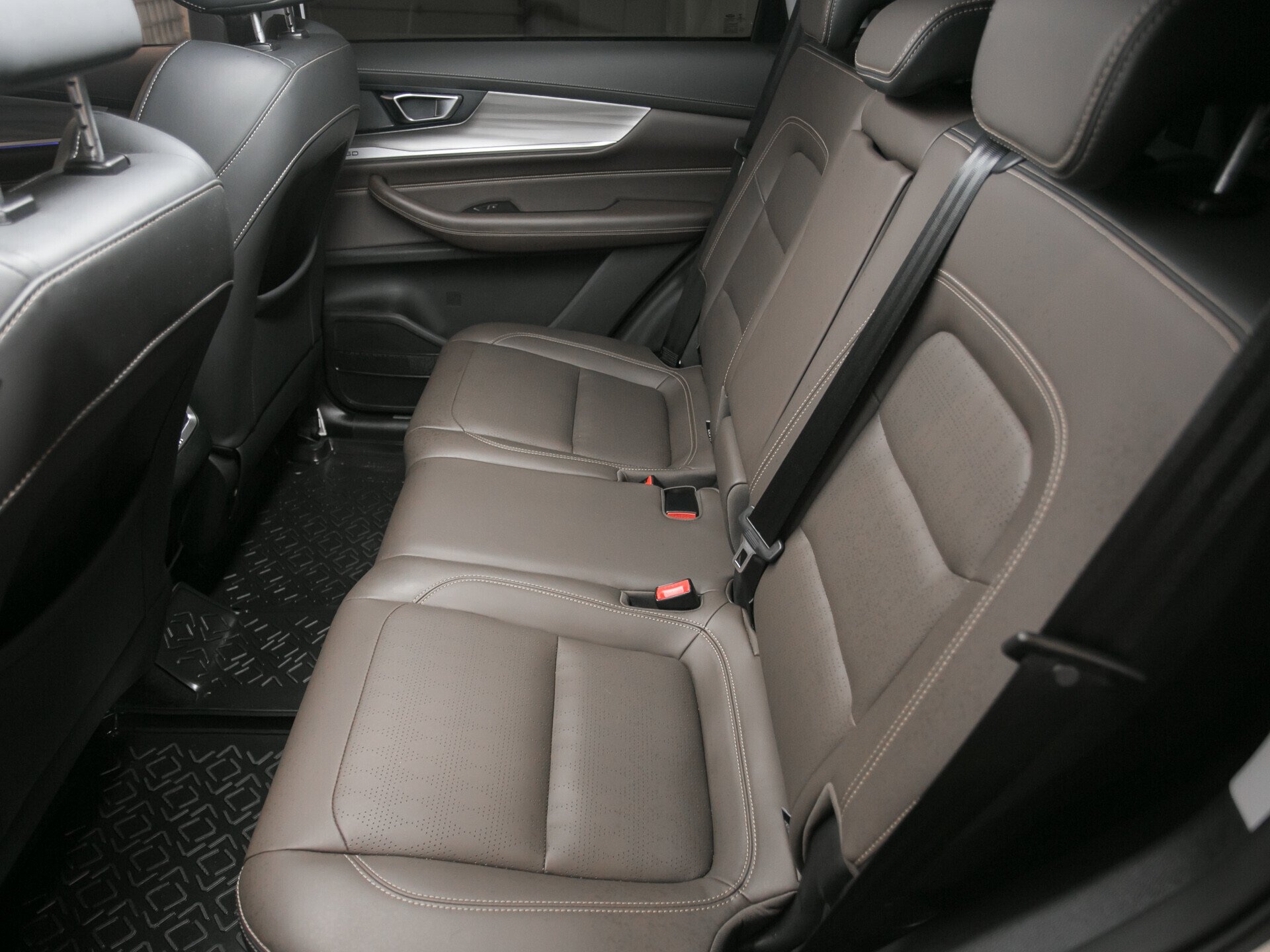 Chery Tiggo 8 Pro, I 1.6 AMT (186 л.с.)