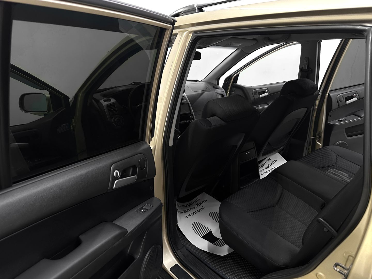 SsangYong Kyron, I Рестайлинг 5-speed 2.0d AT (141 л.с.) 4WD