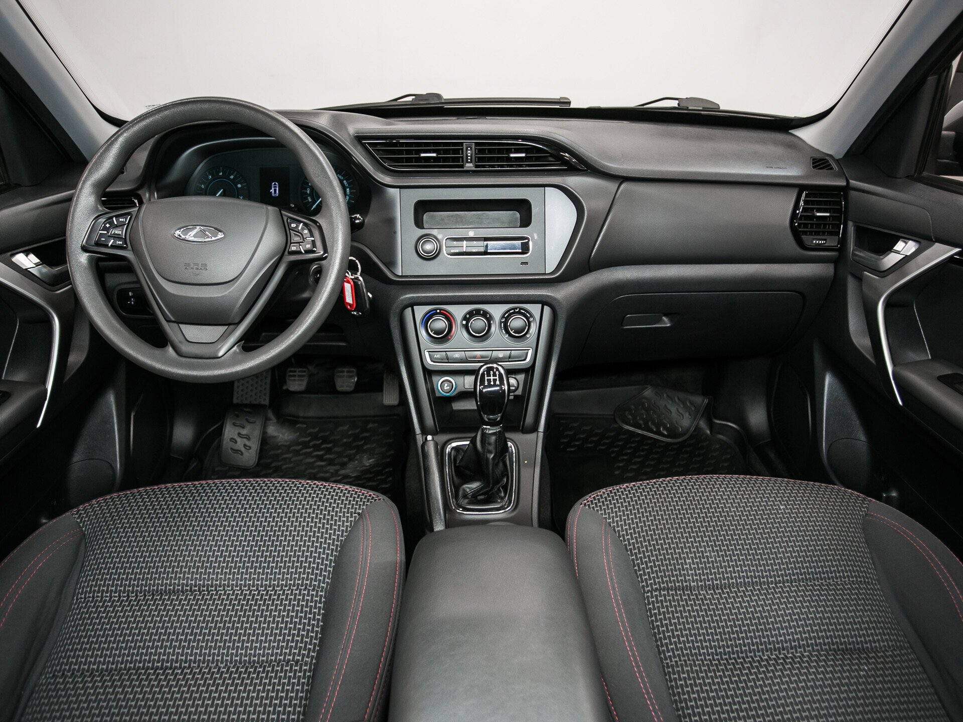 Chery Tiggo 3, I 1.6 MT (126 л.с.)