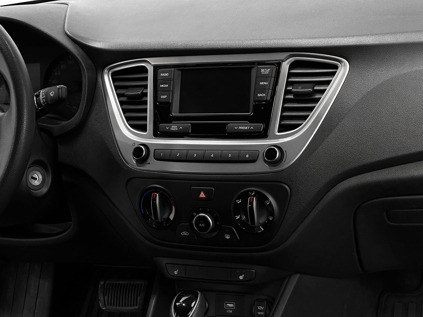 Hyundai Solaris, II 1.6 AT (123 л.с.)