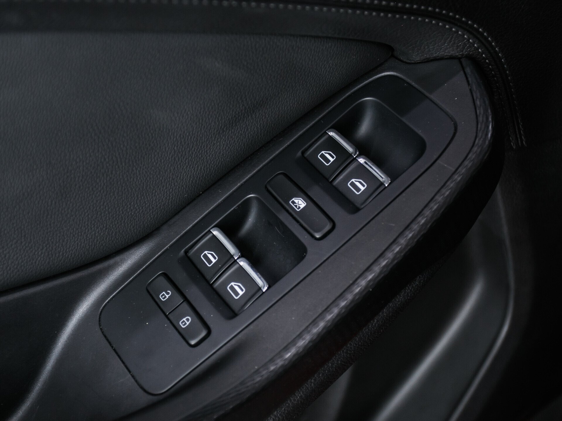 Chery Tiggo 4, I Рестайлинг 2.0 CVT (122 л.с.)