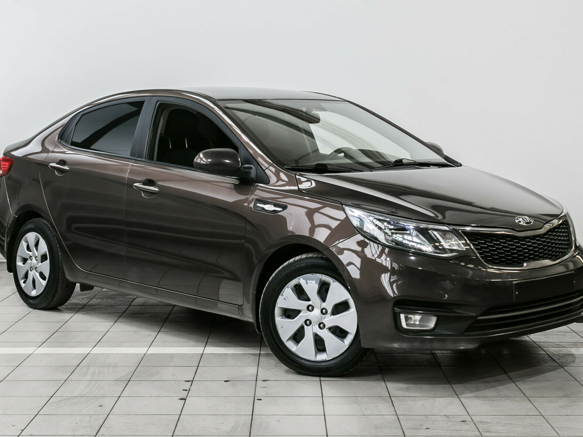 Kia Rio, III Рестайлинг 1.4 MT (107 л.с.)