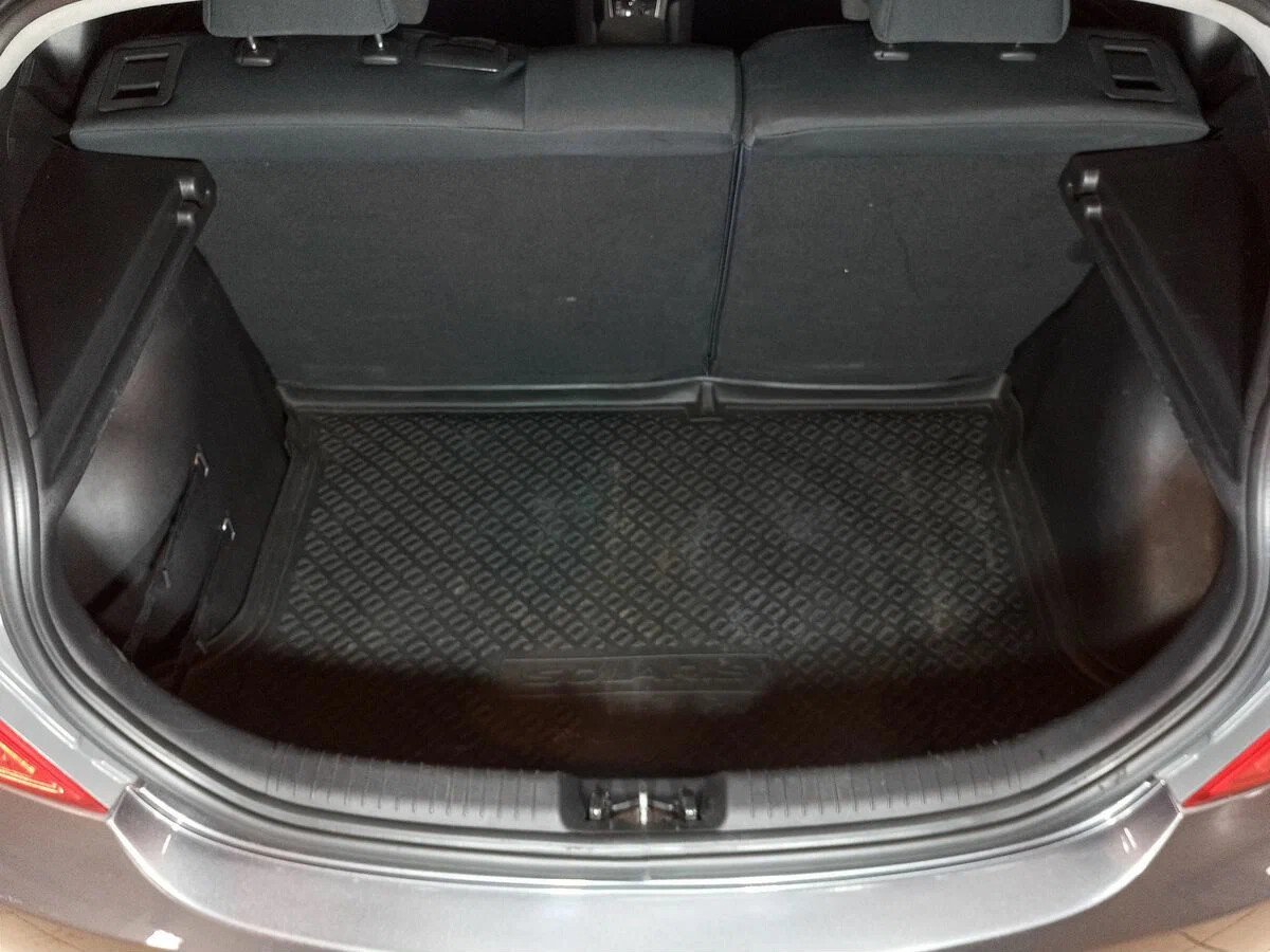 Hyundai Solaris, I 1.6 AT (123 л.с.)