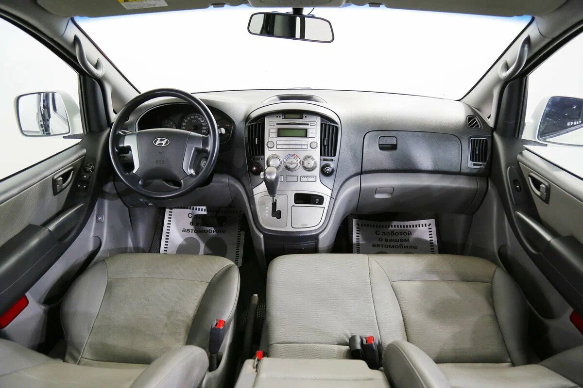 Hyundai Grand Starex, I 2.5d AT (145 л.с.)
