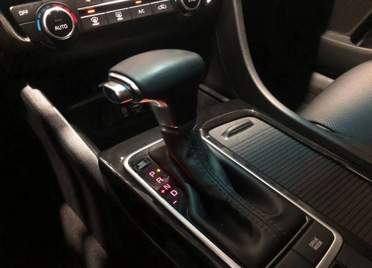 Kia Optima, IV Рестайлинг 2.0 AT (245 л.с.)