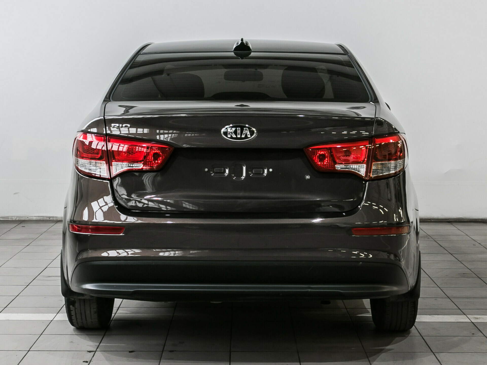 Kia Rio, III Рестайлинг 1.4 MT (107 л.с.)