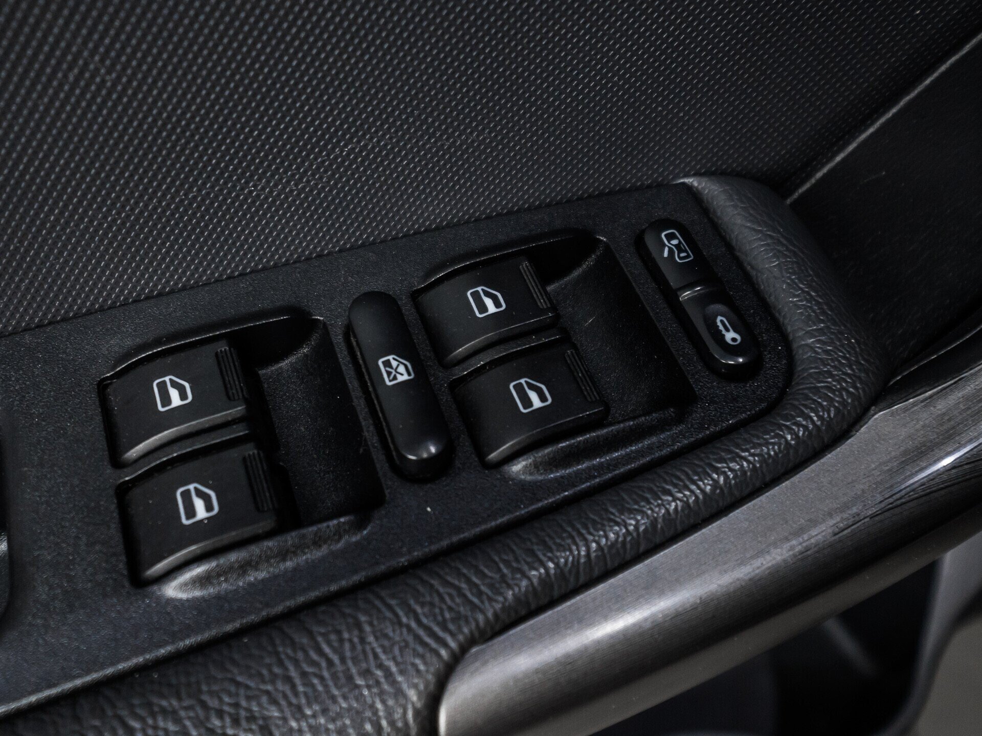 Chery Tiggo (T11), I Рестайлинг (FL) 1.9 MT (132 л.с.)