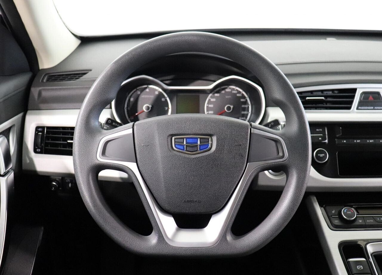 Geely Atlas, I 2.0 MT (139 л.с.)