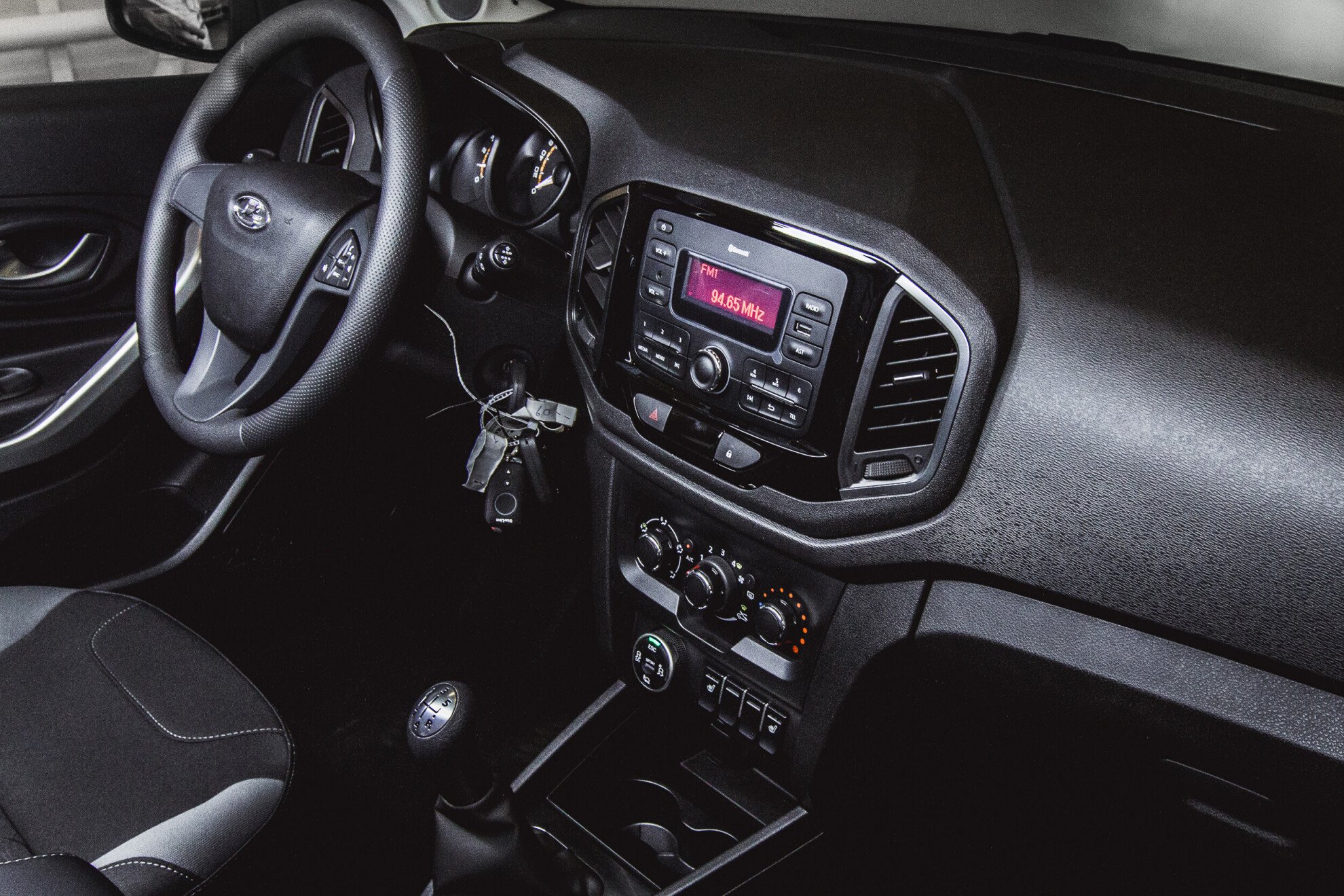LADA (ВАЗ) XRAY, I 1.8 MT (122 л.с.)