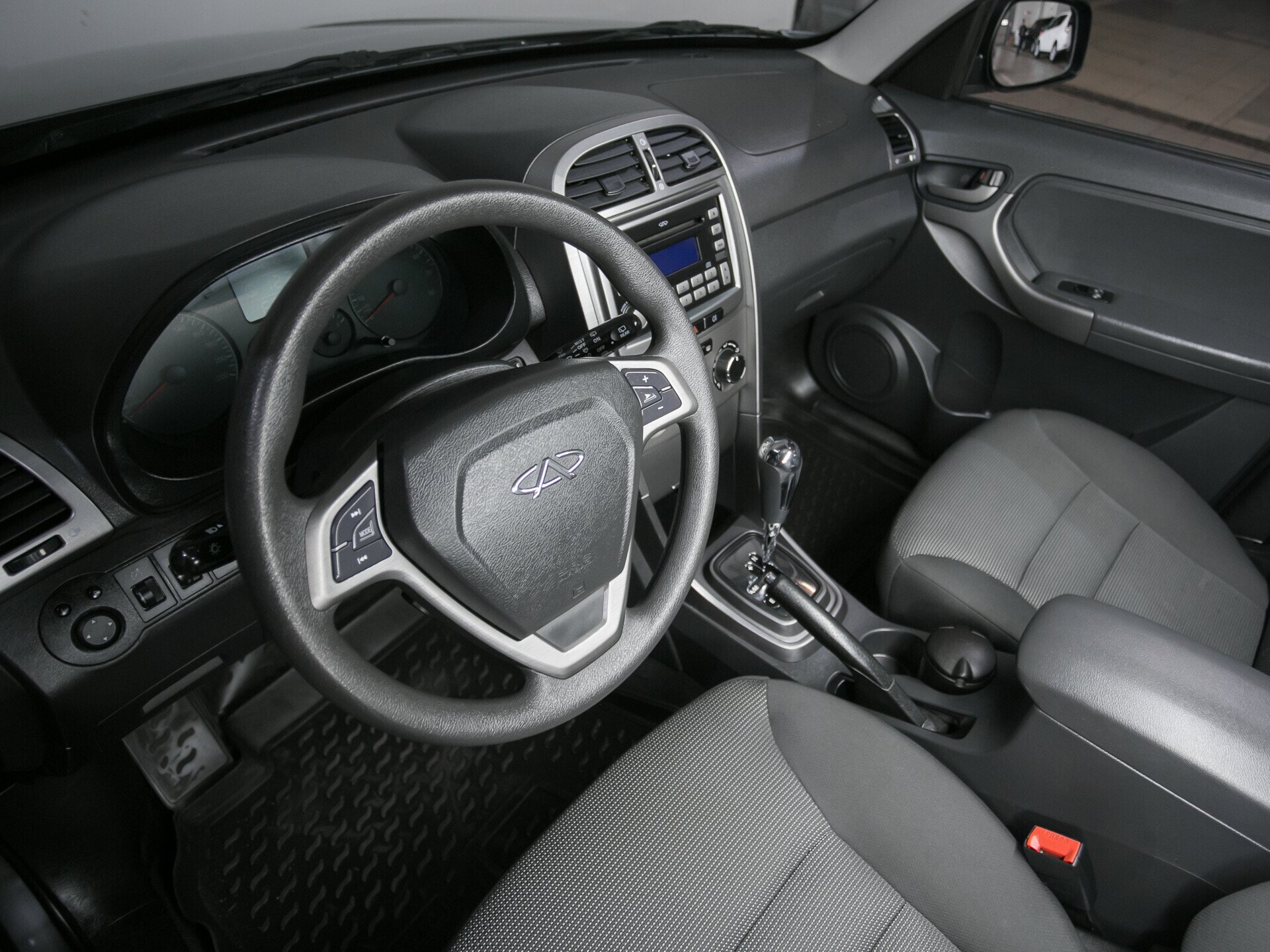 Chery Tiggo (T11), I Рестайлинг (FL) 1.9 AMT (132 л.с.)
