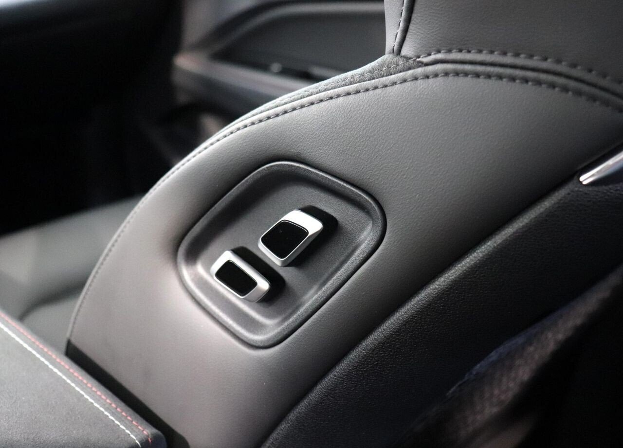 Geely Tugella, I 2.0 AT (238 л.с.) 4WD