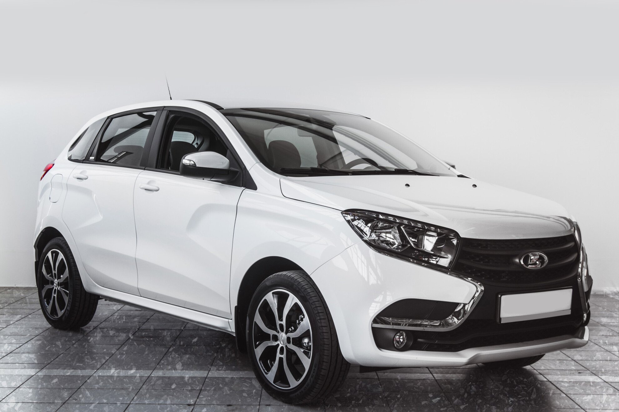 LADA (ВАЗ) XRAY, I 1.8 MT (122 л.с.)