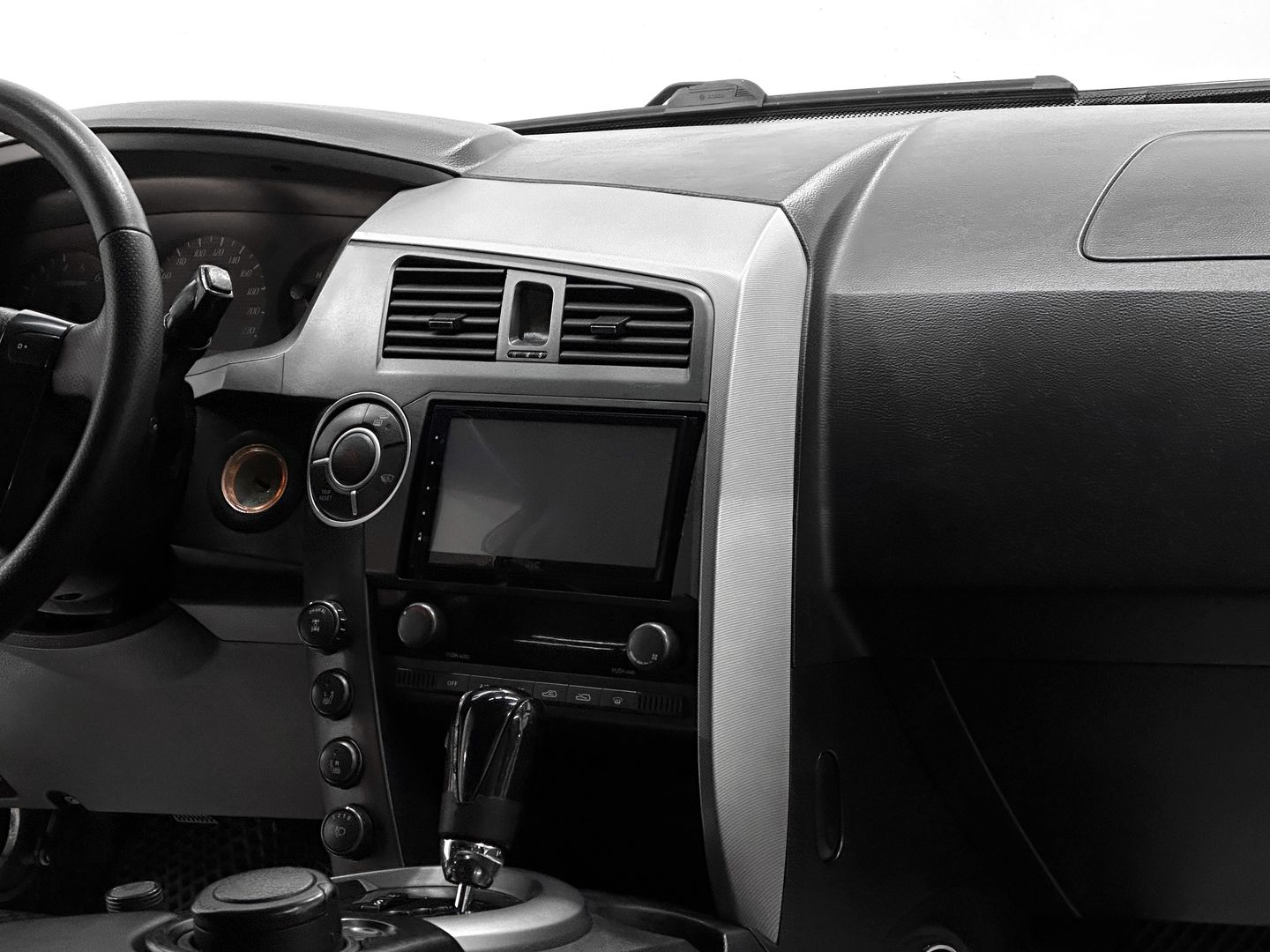 SsangYong Kyron, I Рестайлинг 5-speed 2.0d AT (141 л.с.) 4WD