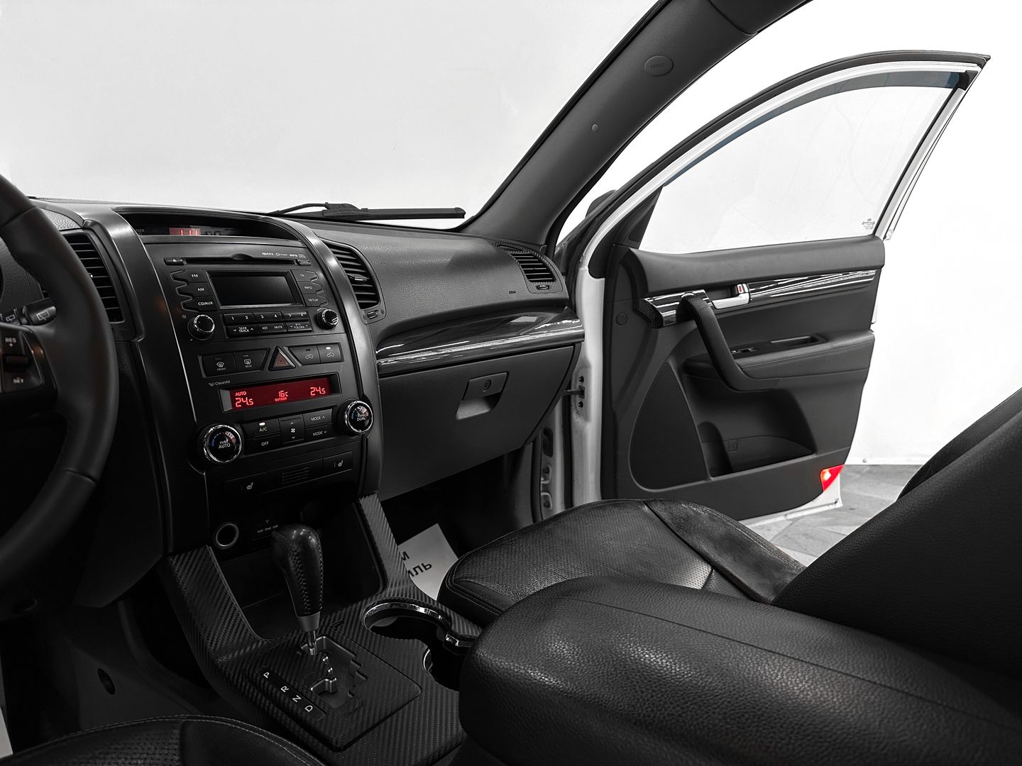 Kia Sorento, II 2.2d AT (197 л.с.) 4WD