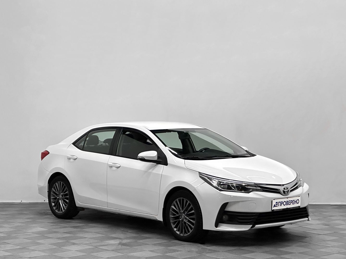 Toyota Corolla, XI (E160, E170, E180) 1.6 CVT (122 л.с.)
