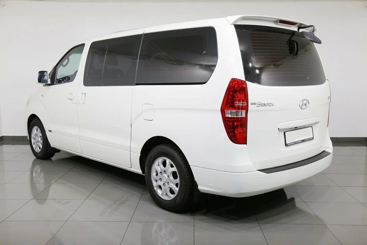 Hyundai Grand Starex, I 2.5d AT (145 л.с.)
