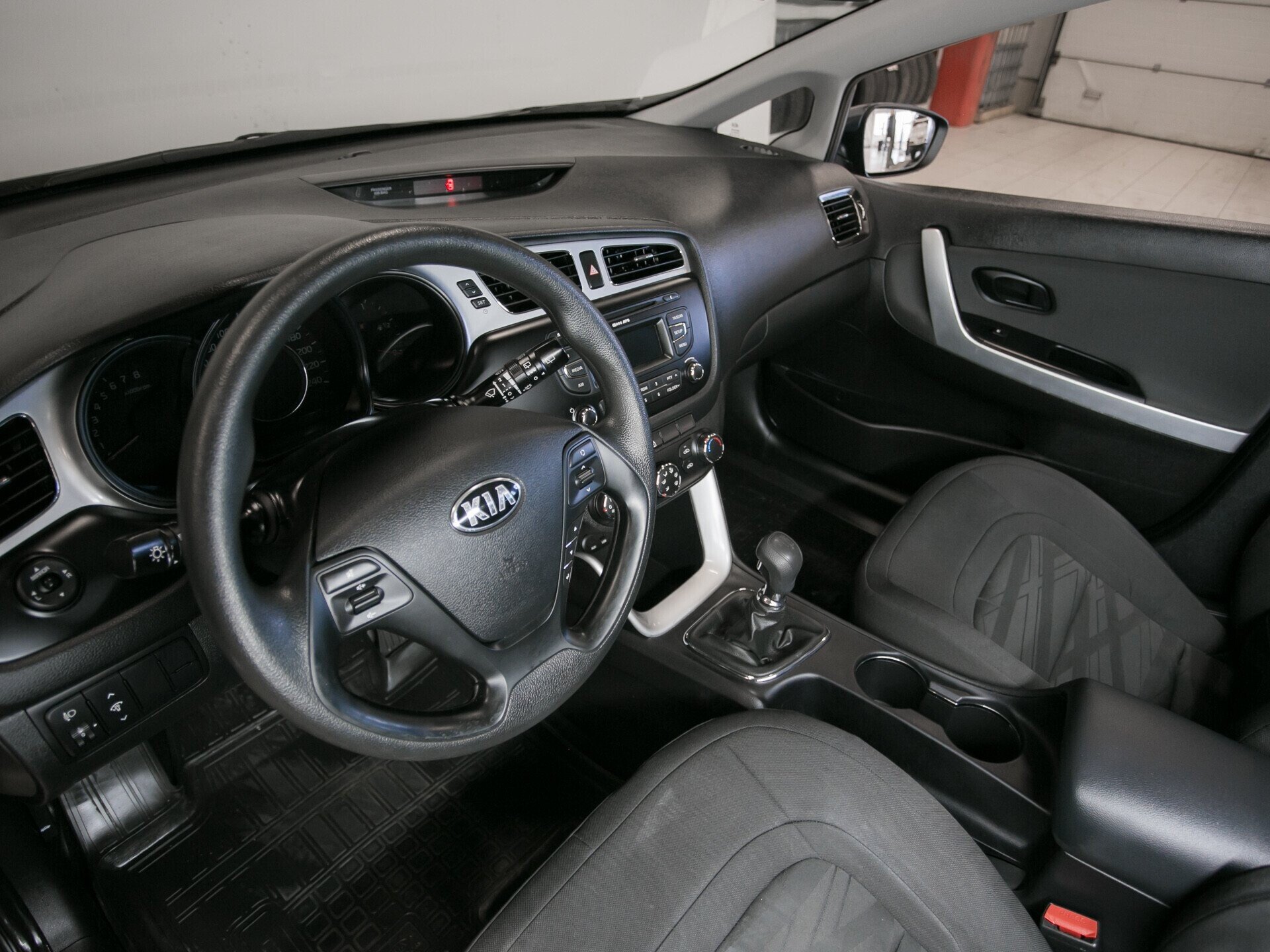 Kia Ceed, II 1.4 MT (100 л.с.)