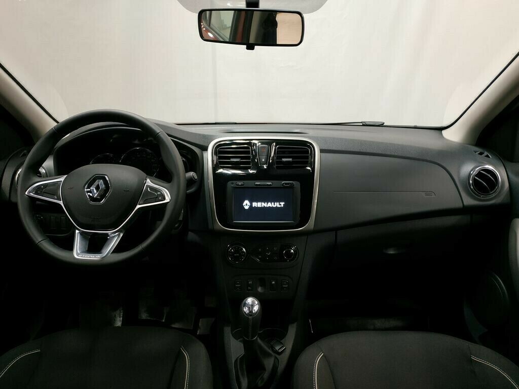 Renault Sandero, II Рестайлинг 1.6 MT (82 л.с.)