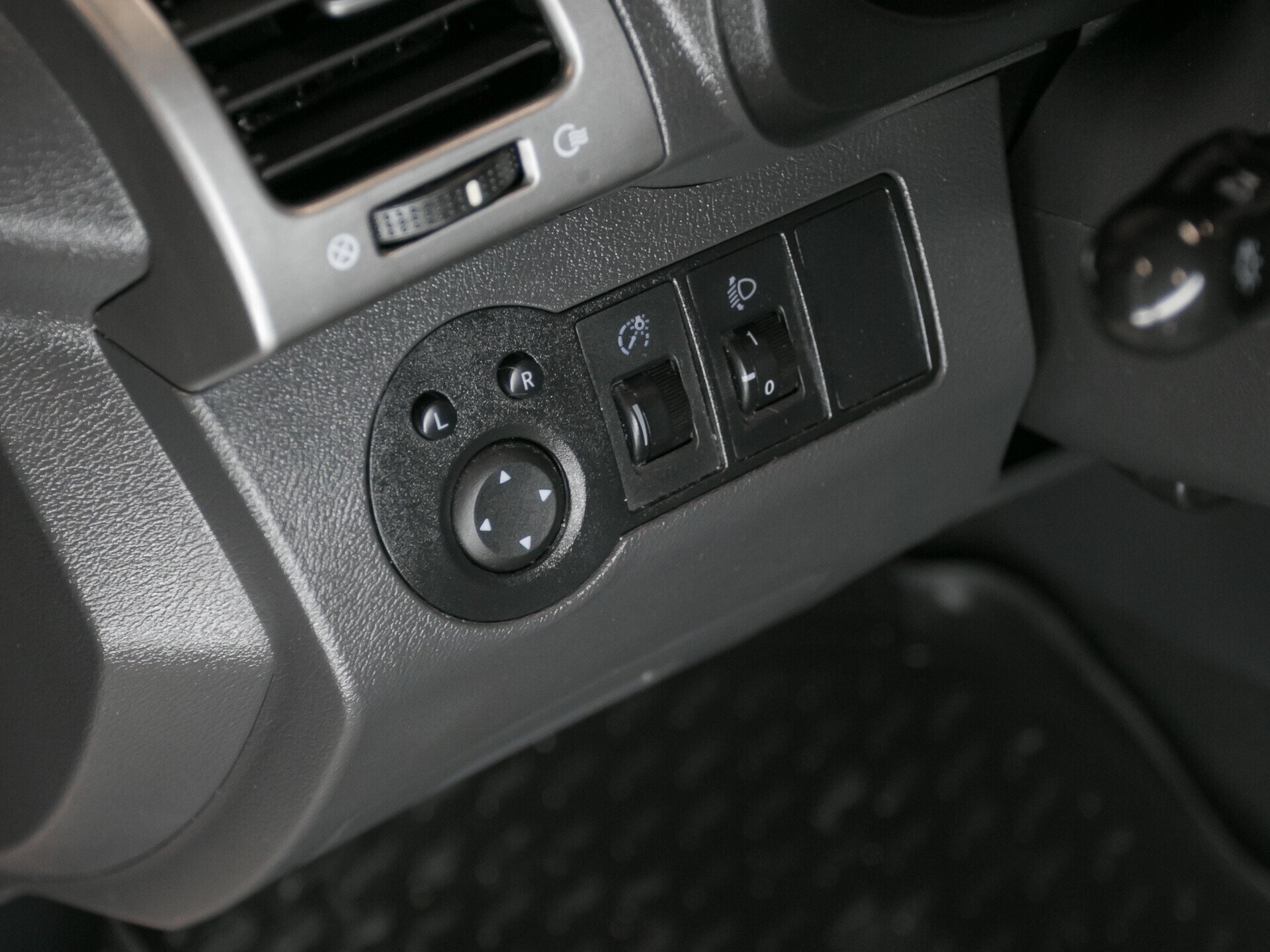 Chery Tiggo (T11), I Рестайлинг (FL) 1.9 AMT (132 л.с.)