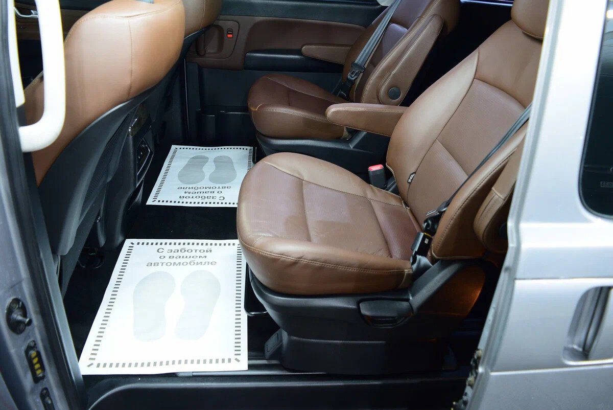Hyundai Grand Starex, I Рестайлинг 2 2.5d AT (175 л.с.) 4WD