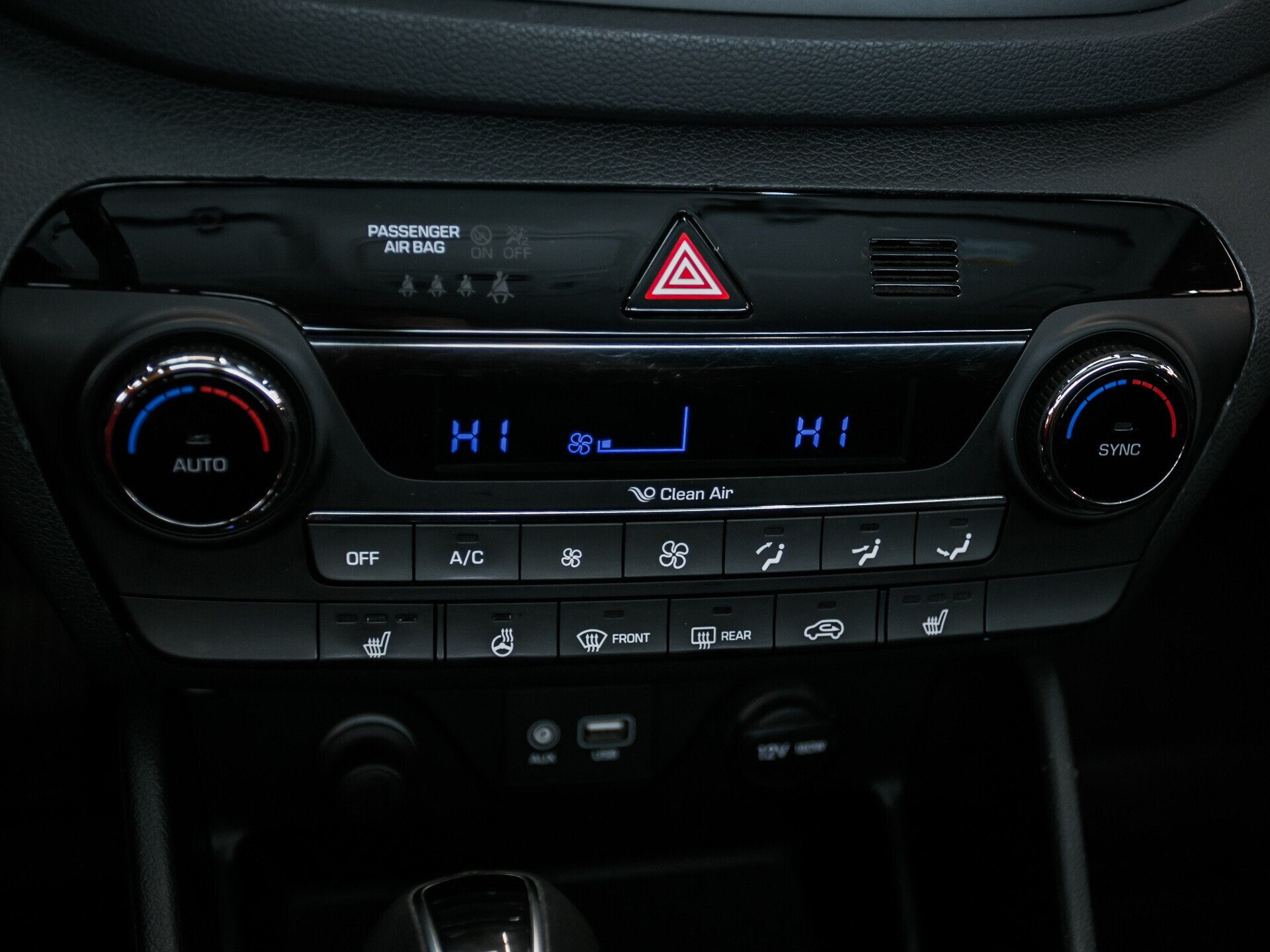 Hyundai Tucson, III 2.0d AT (185 л.с.) 4WD