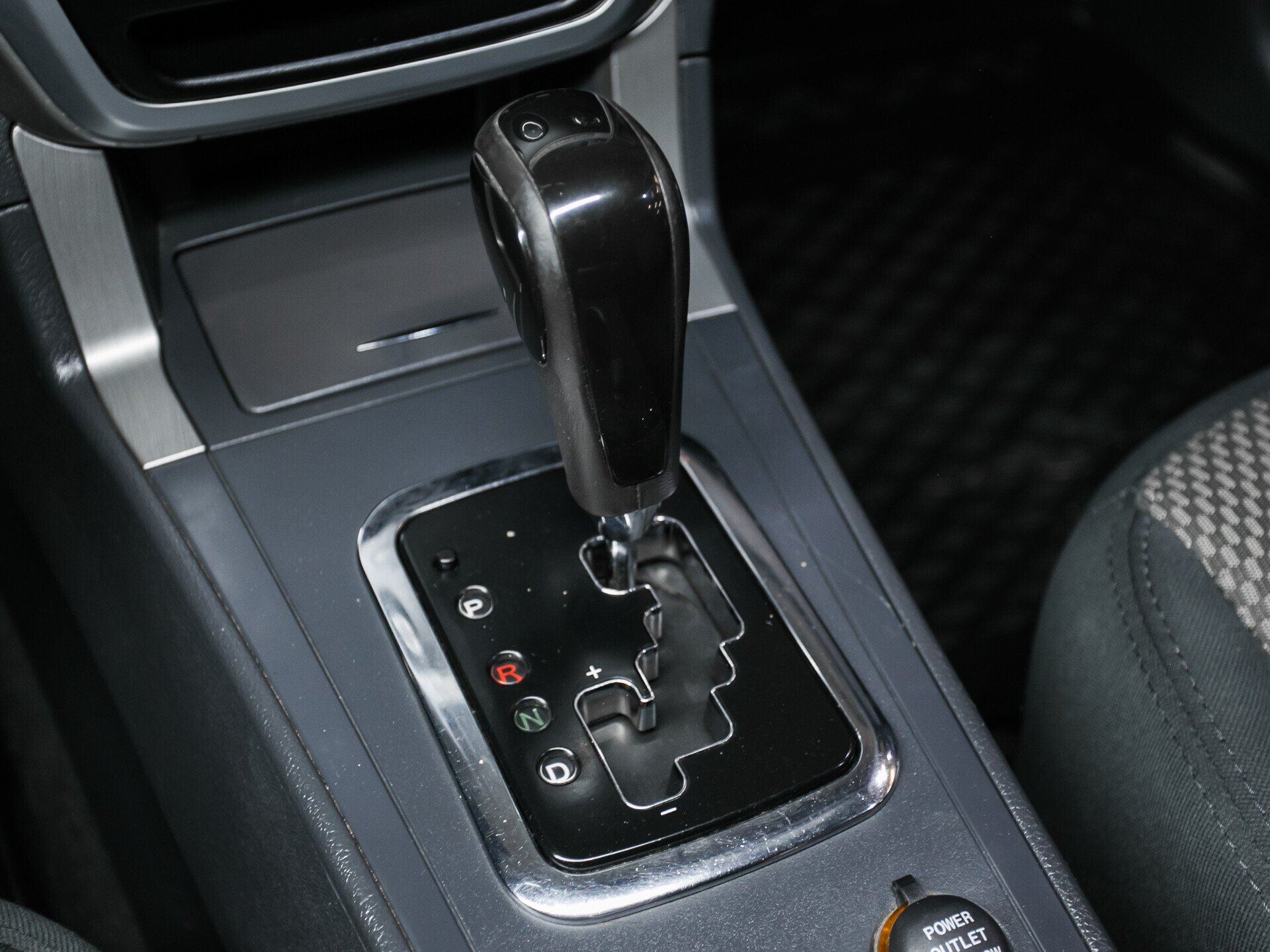 Geely Emgrand X7, I 2.4 AT (148 л.с.)