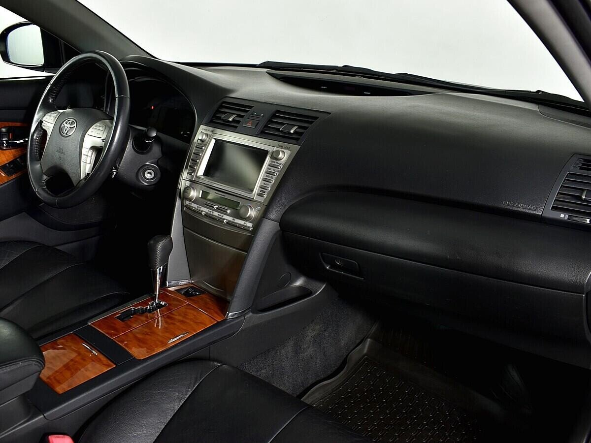 Toyota Camry, VI (XV40) Рестайлинг 2.4 AT (167 л.с.)