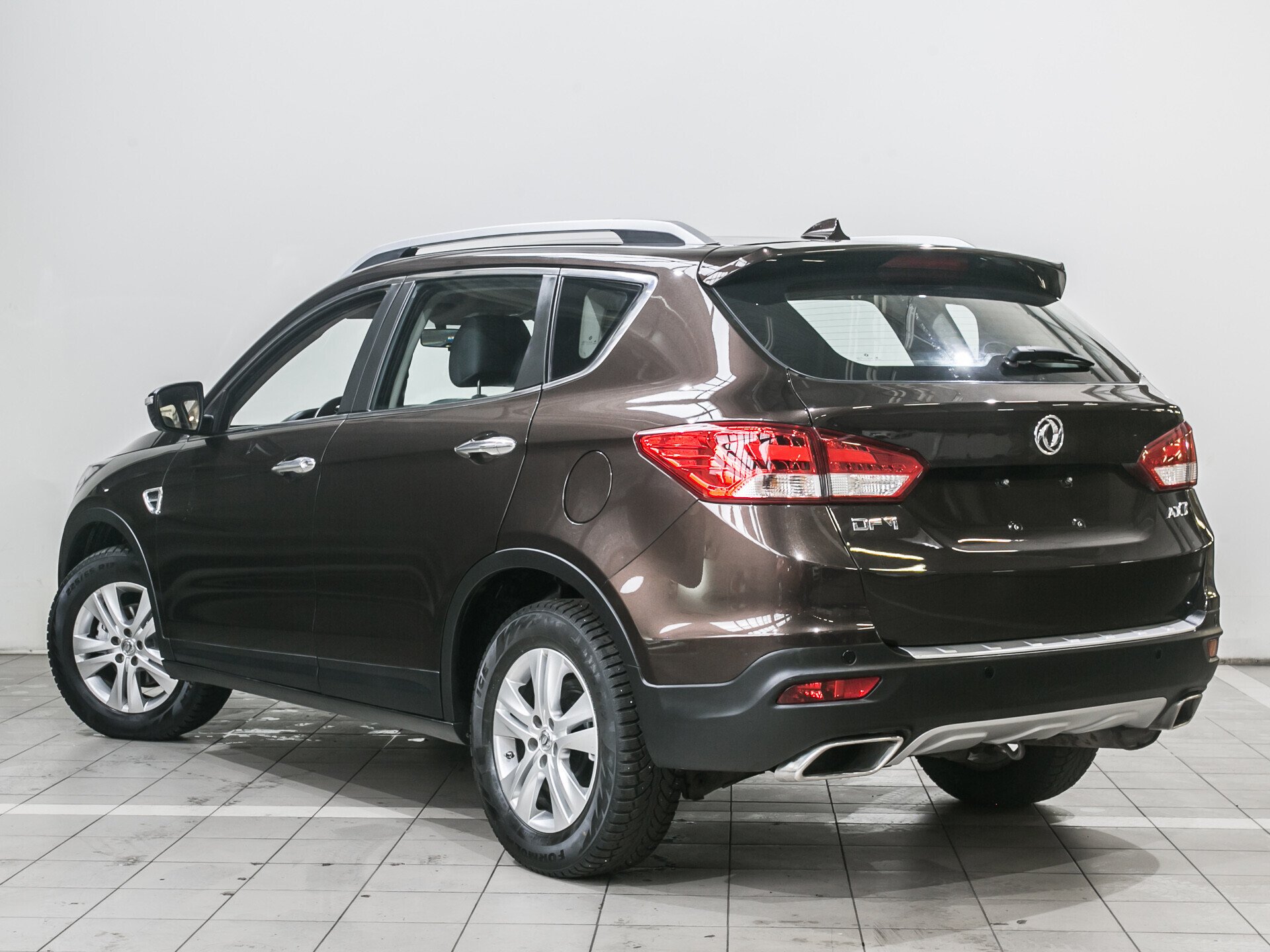 Dongfeng AX7, I 2.0 AT (140 л.с.)