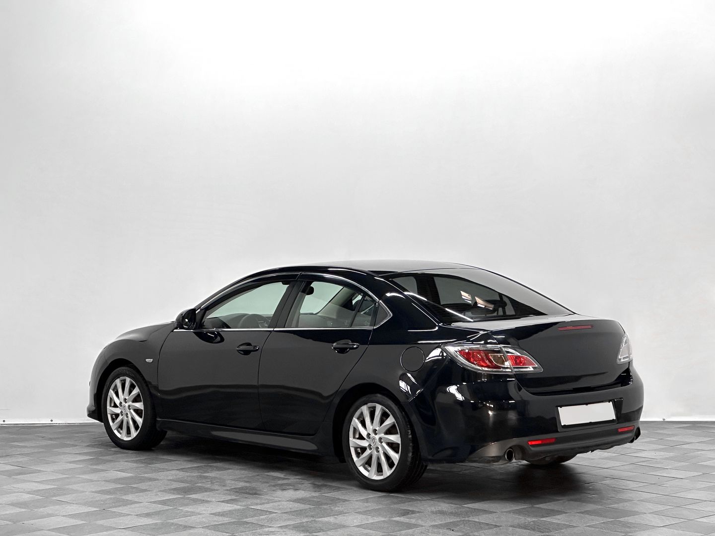 Mazda 6, II (GH) Рестайлинг 2.0 AT (147 л.с.)