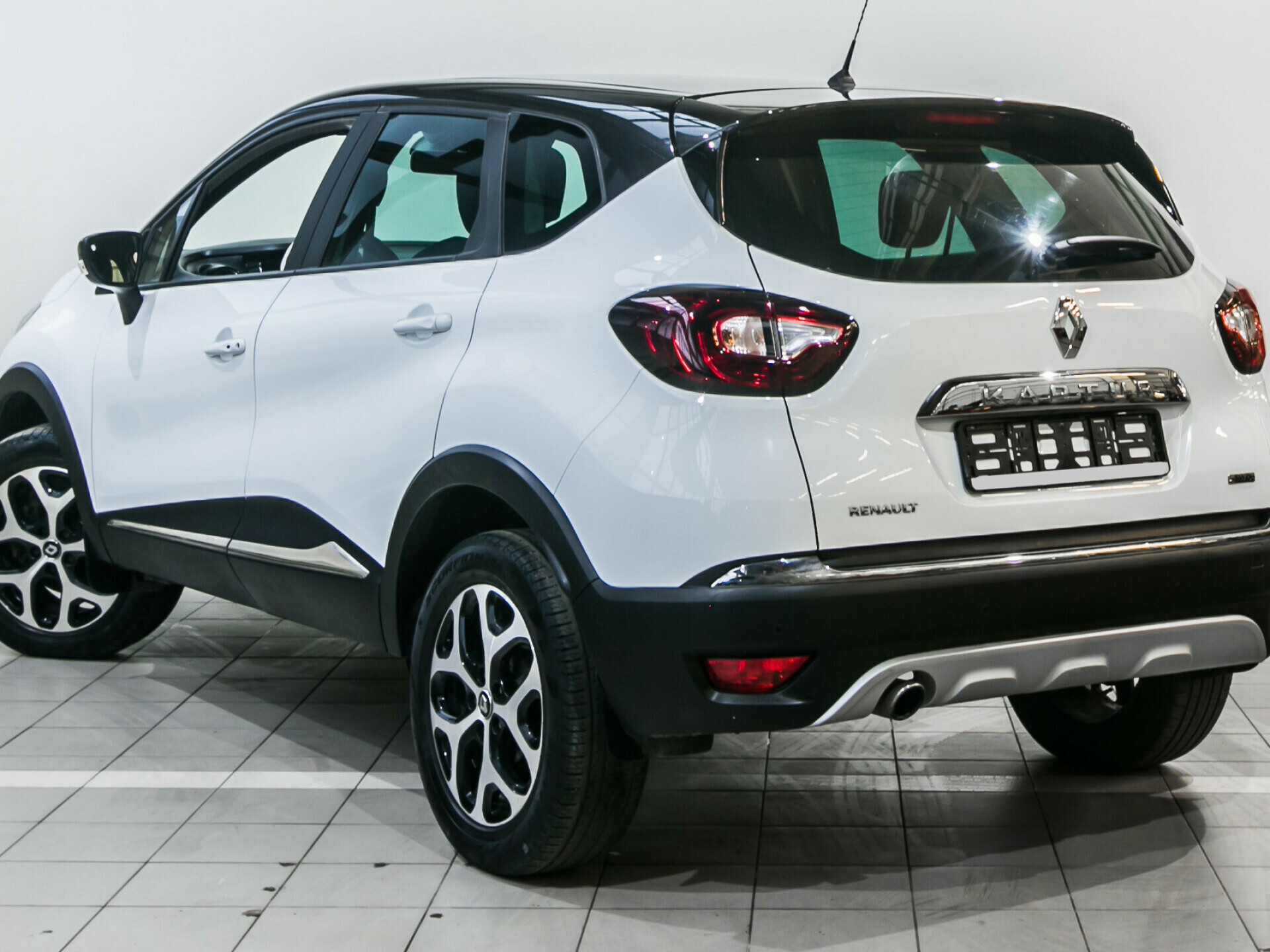 Renault Kaptur, I 2.0 MT (143 л.с.) 4WD