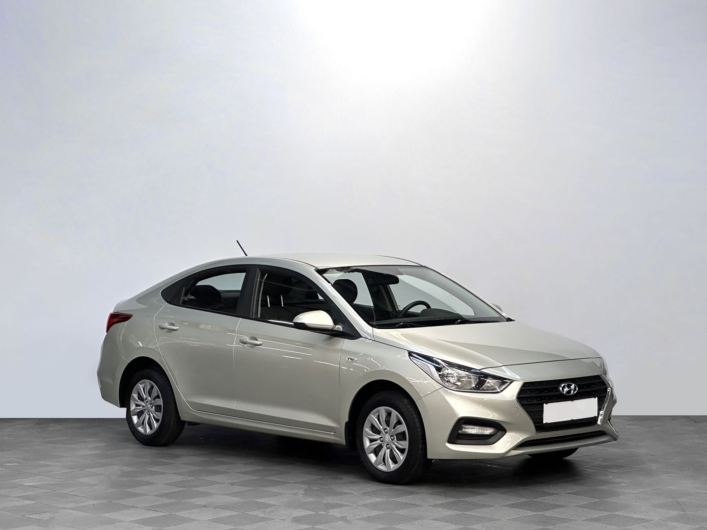 Hyundai Solaris, II 1.6 AT (123 л.с.)