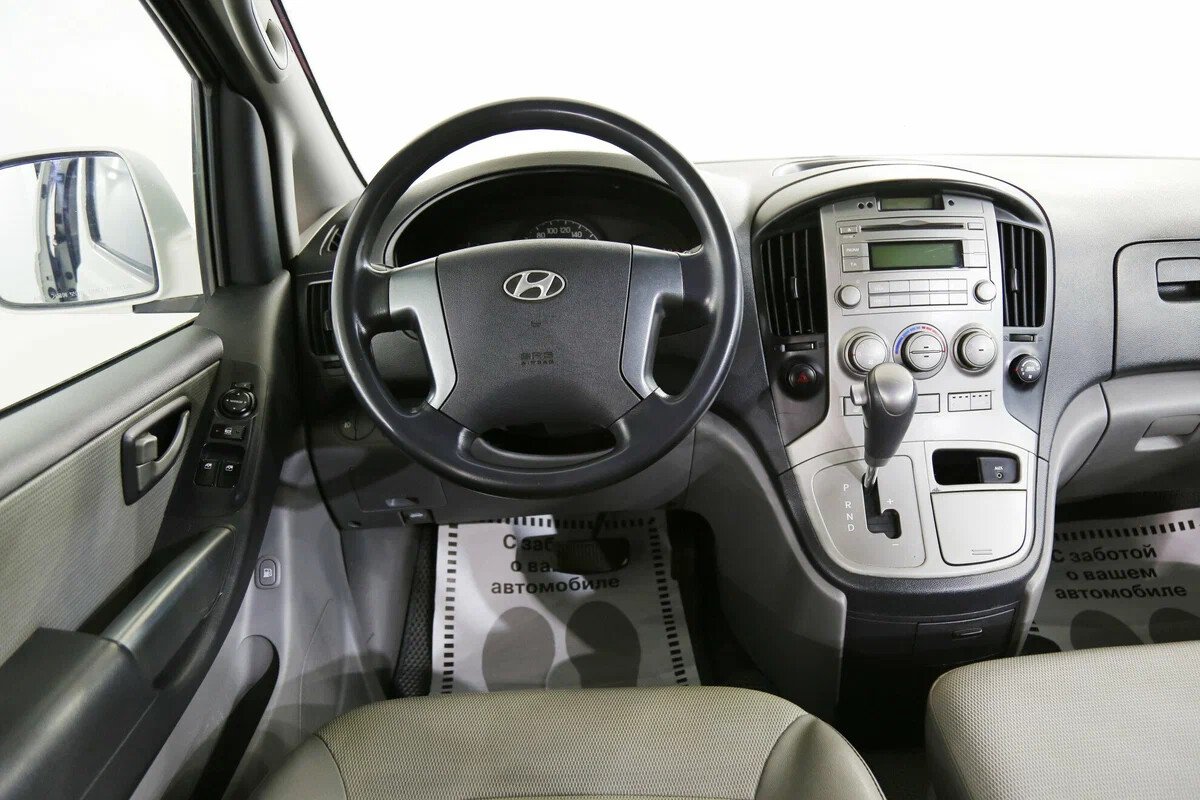 Hyundai Grand Starex, I 2.5d AT (145 л.с.)
