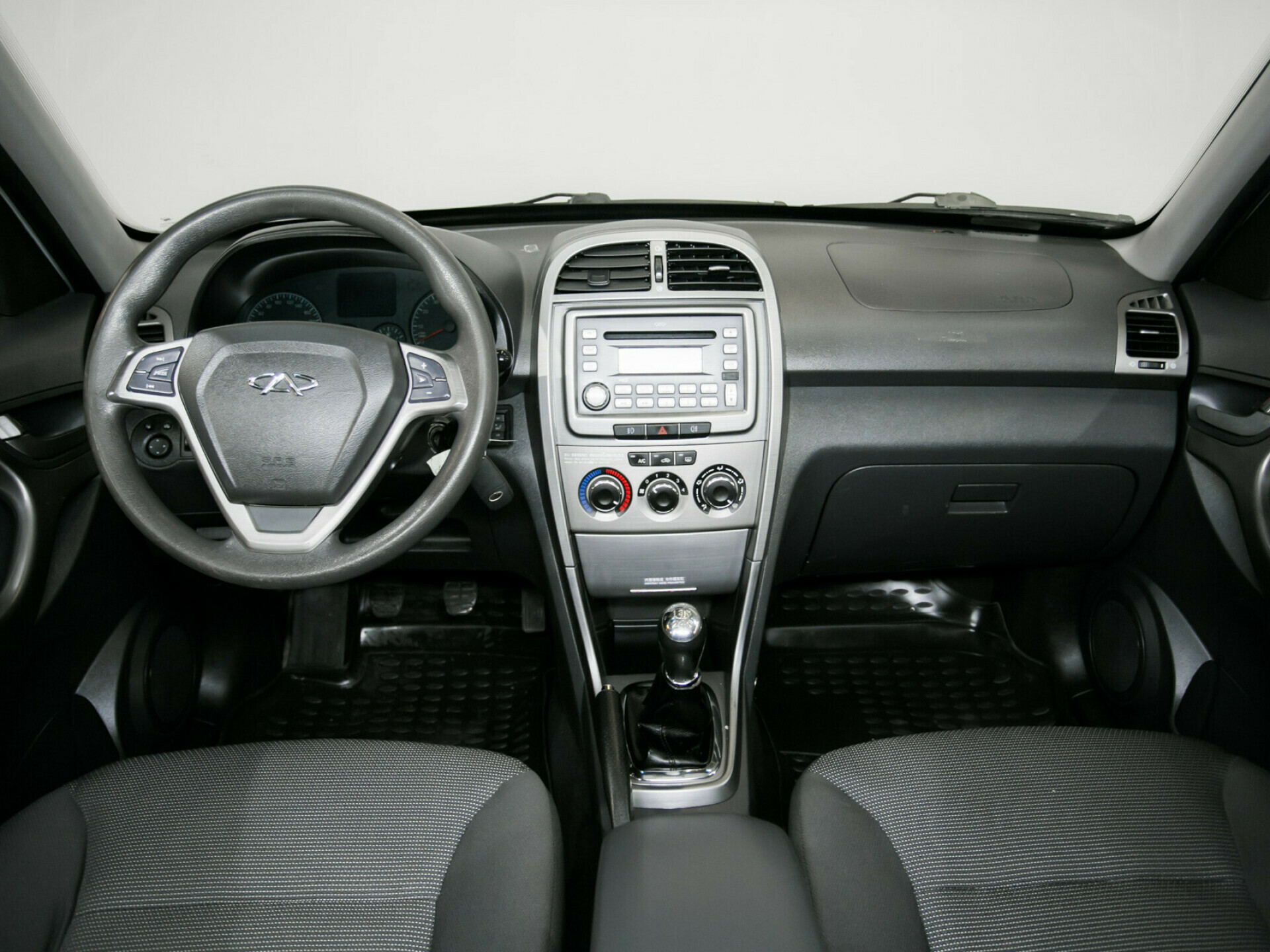Chery Tiggo (T11), I Рестайлинг (FL) 1.6 MT (126 л.с.)