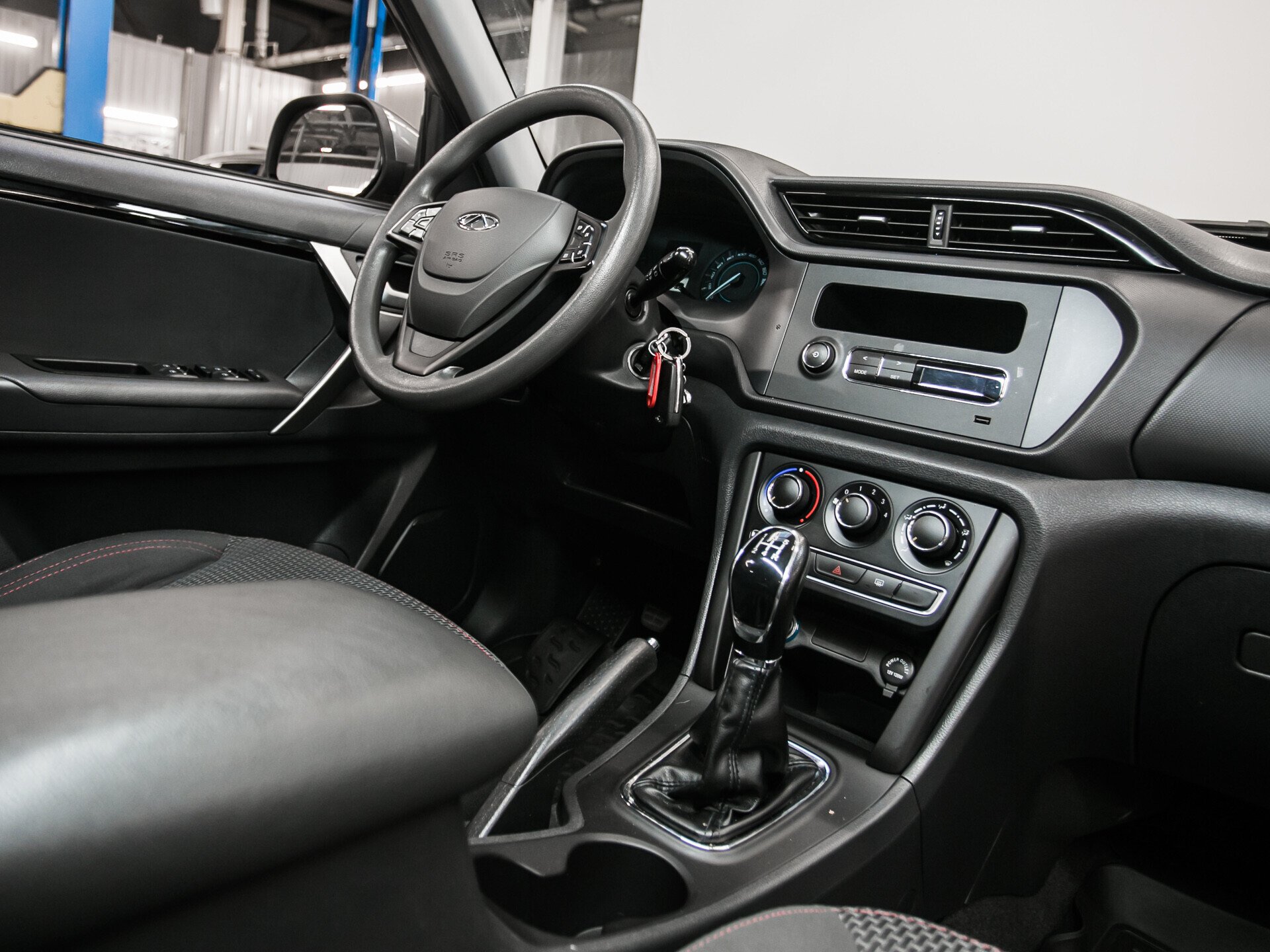Chery Tiggo 3, I 1.6 MT (126 л.с.)
