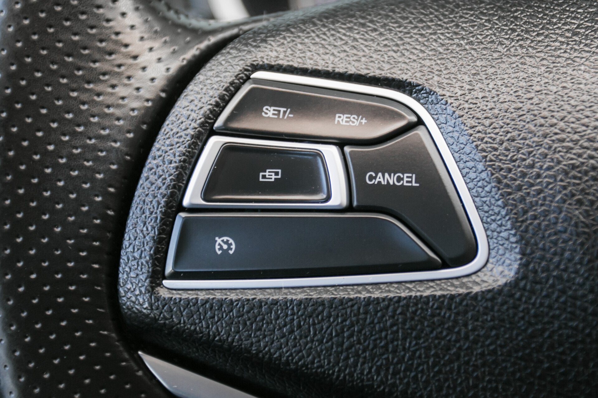 Chery Tiggo 4, I 2.0 CVT (122 л.с.)