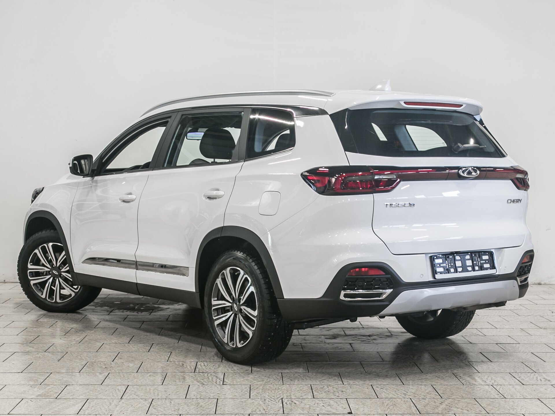Chery Tiggo 8, I 1.5 AMT (147 л.с.)