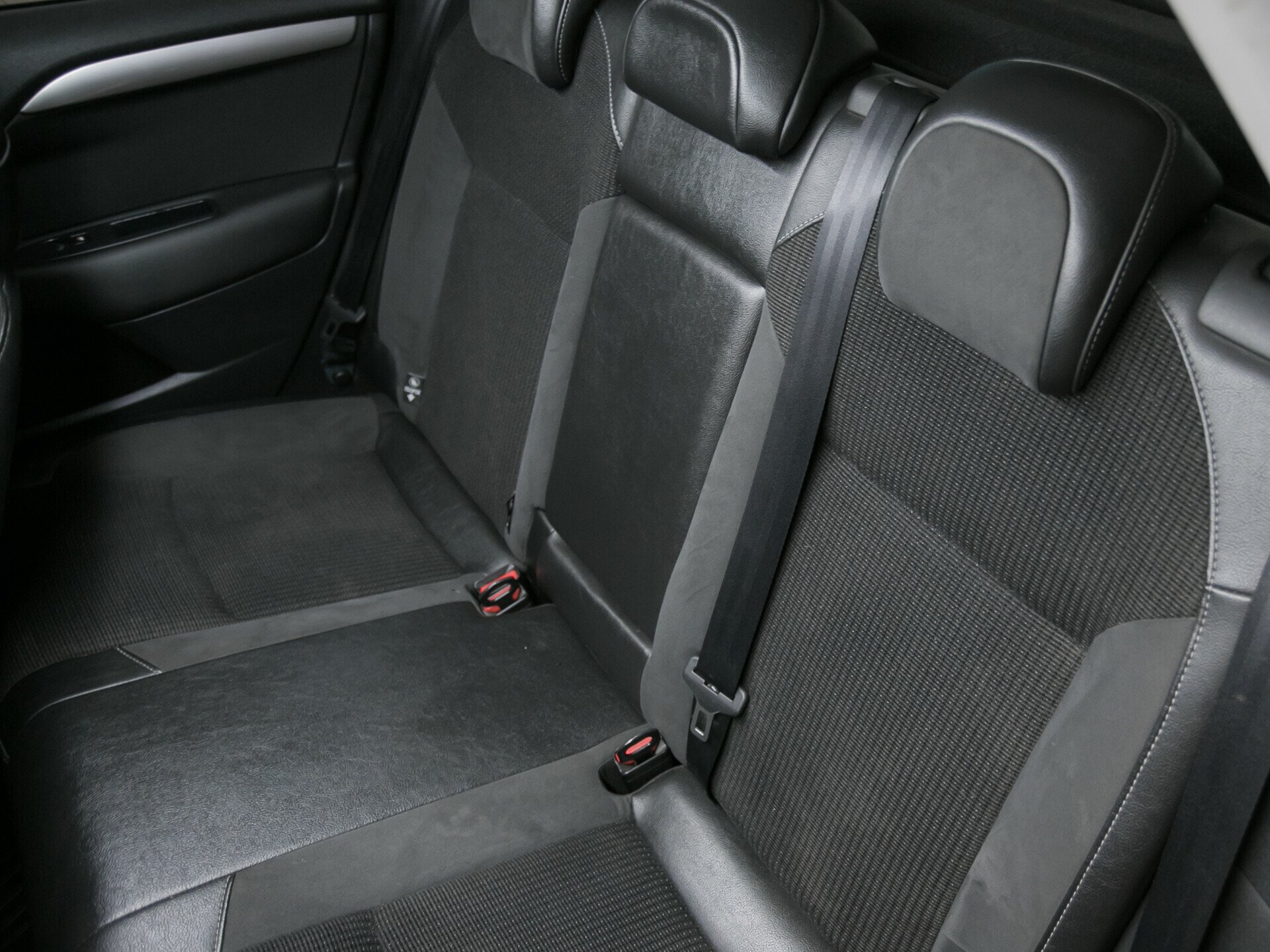 Citroen C4, II 1.6 AT (120 л.с.)
