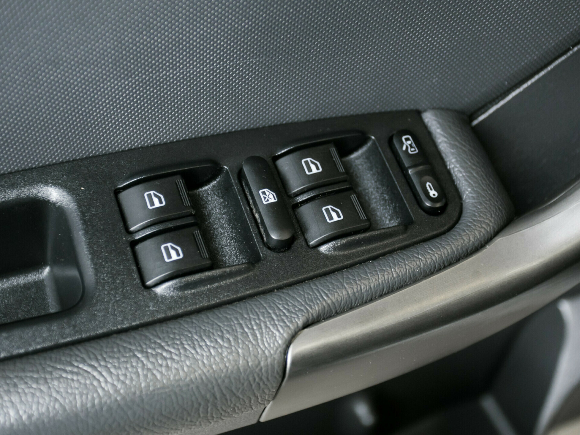 Chery Tiggo (T11), I Рестайлинг (FL) 1.6 MT (126 л.с.)