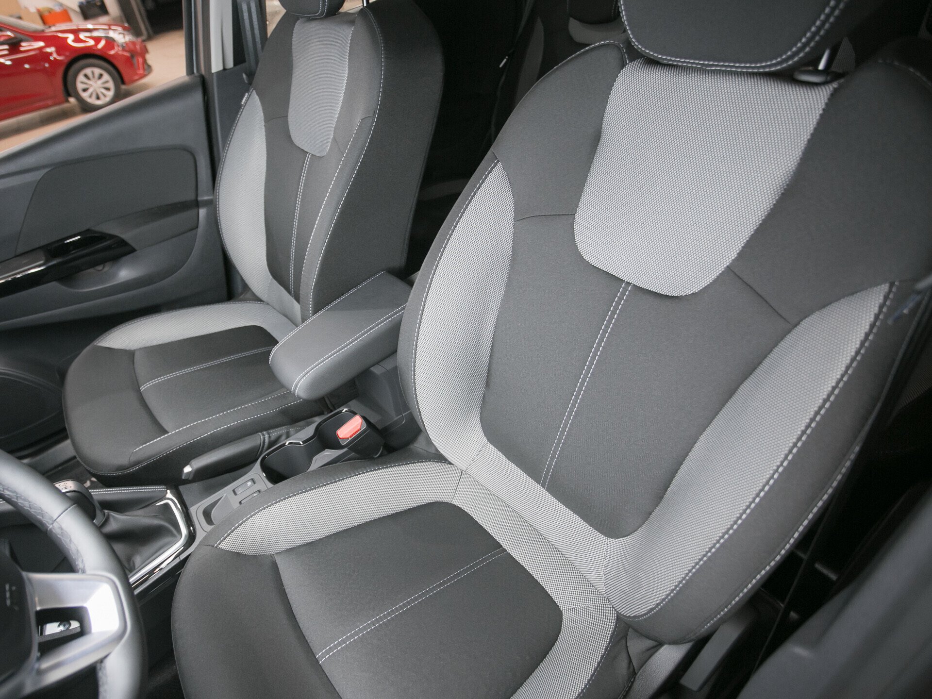 Renault Kaptur, I Рестайлинг 1.6 CVT (114 л.с.)