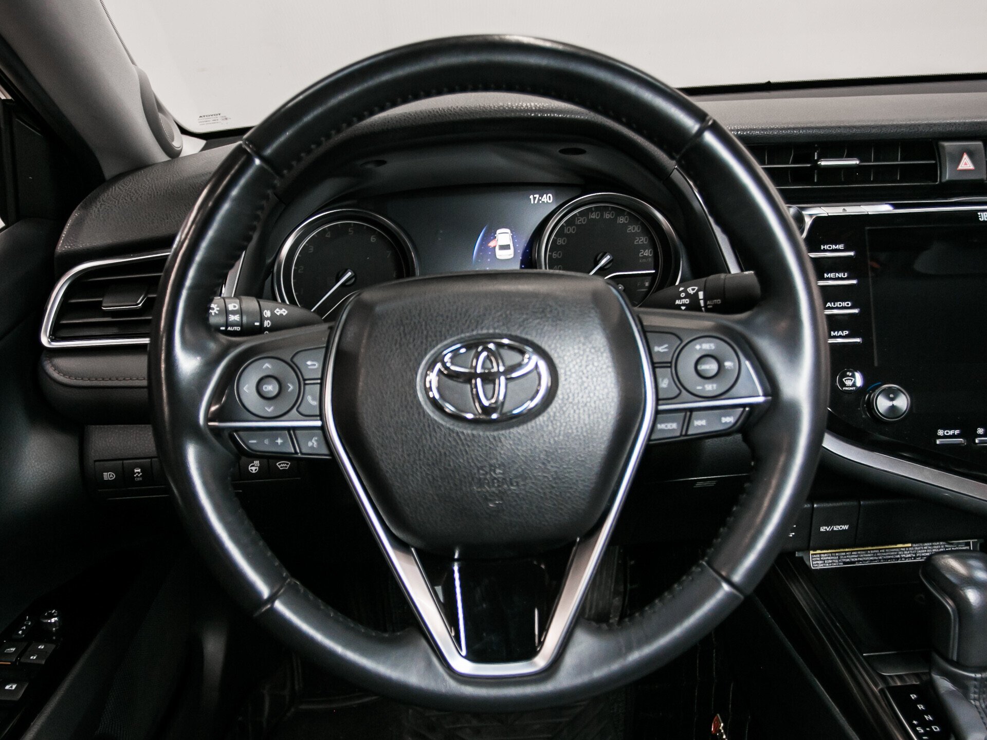 Toyota Camry, VIII (XV70) 2.5 AT (181 л.с.)