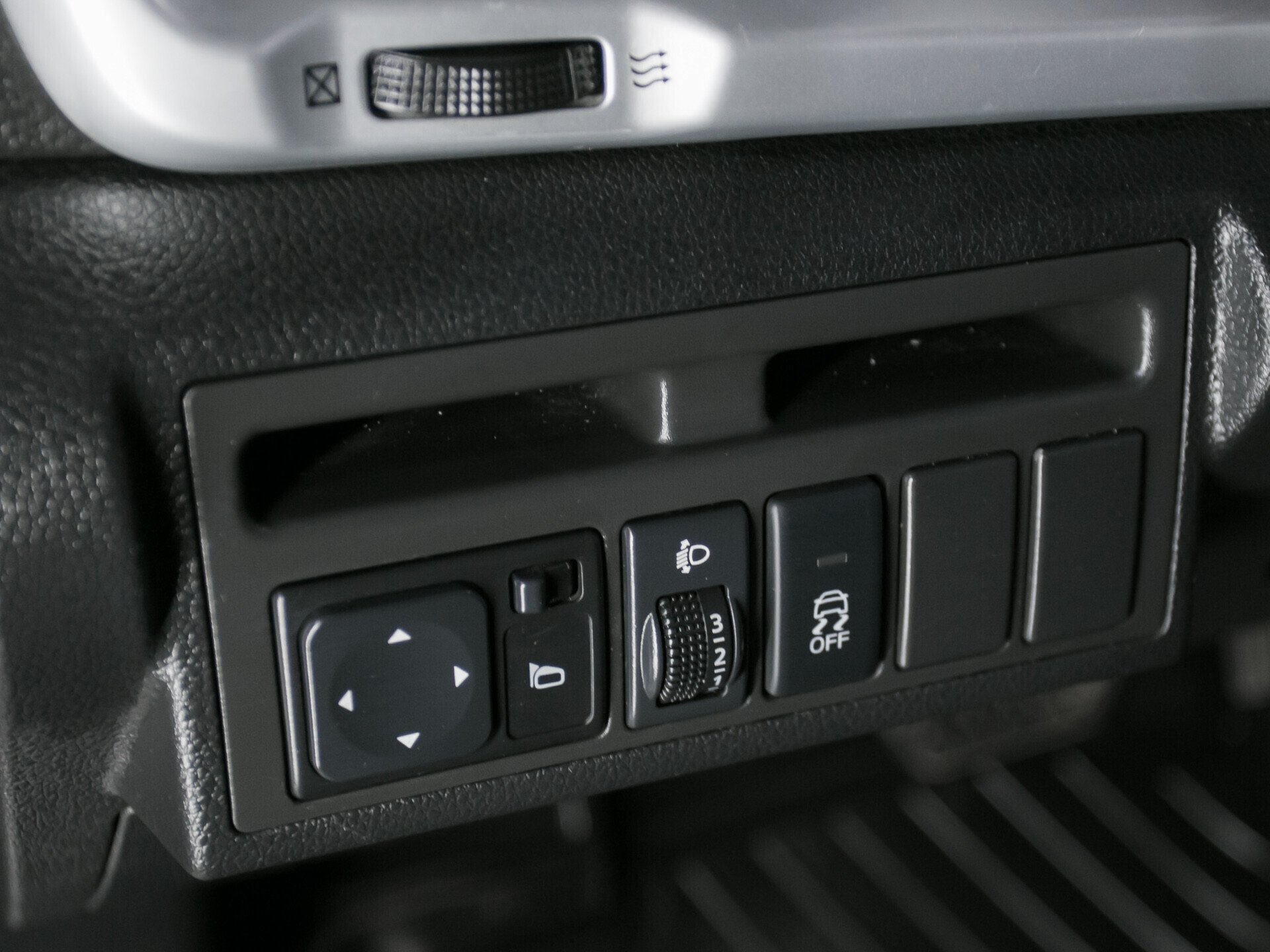 Dongfeng AX7, I 2.0 AT (140 л.с.)