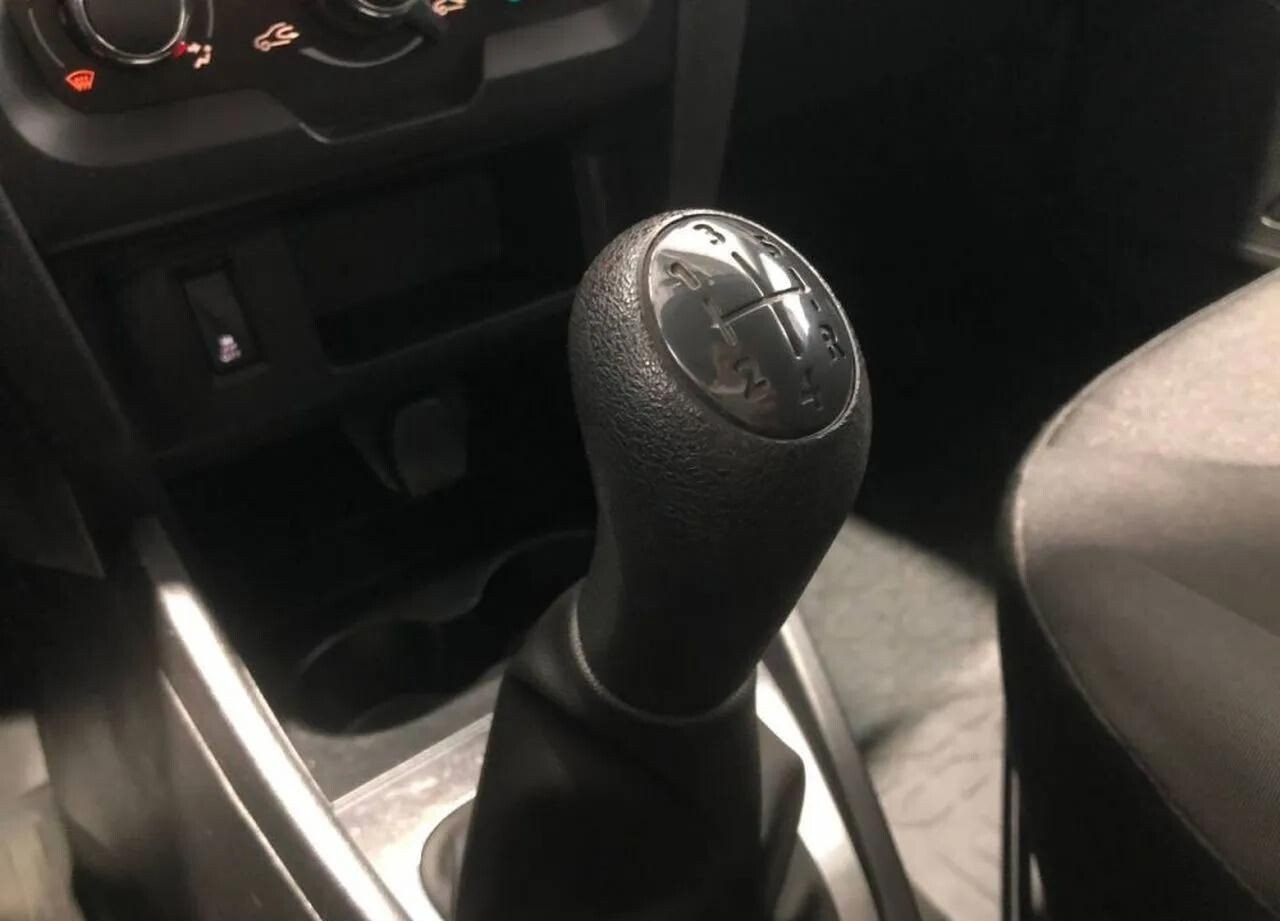 LADA (ВАЗ) XRAY, I 1.8 MT (122 л.с.)