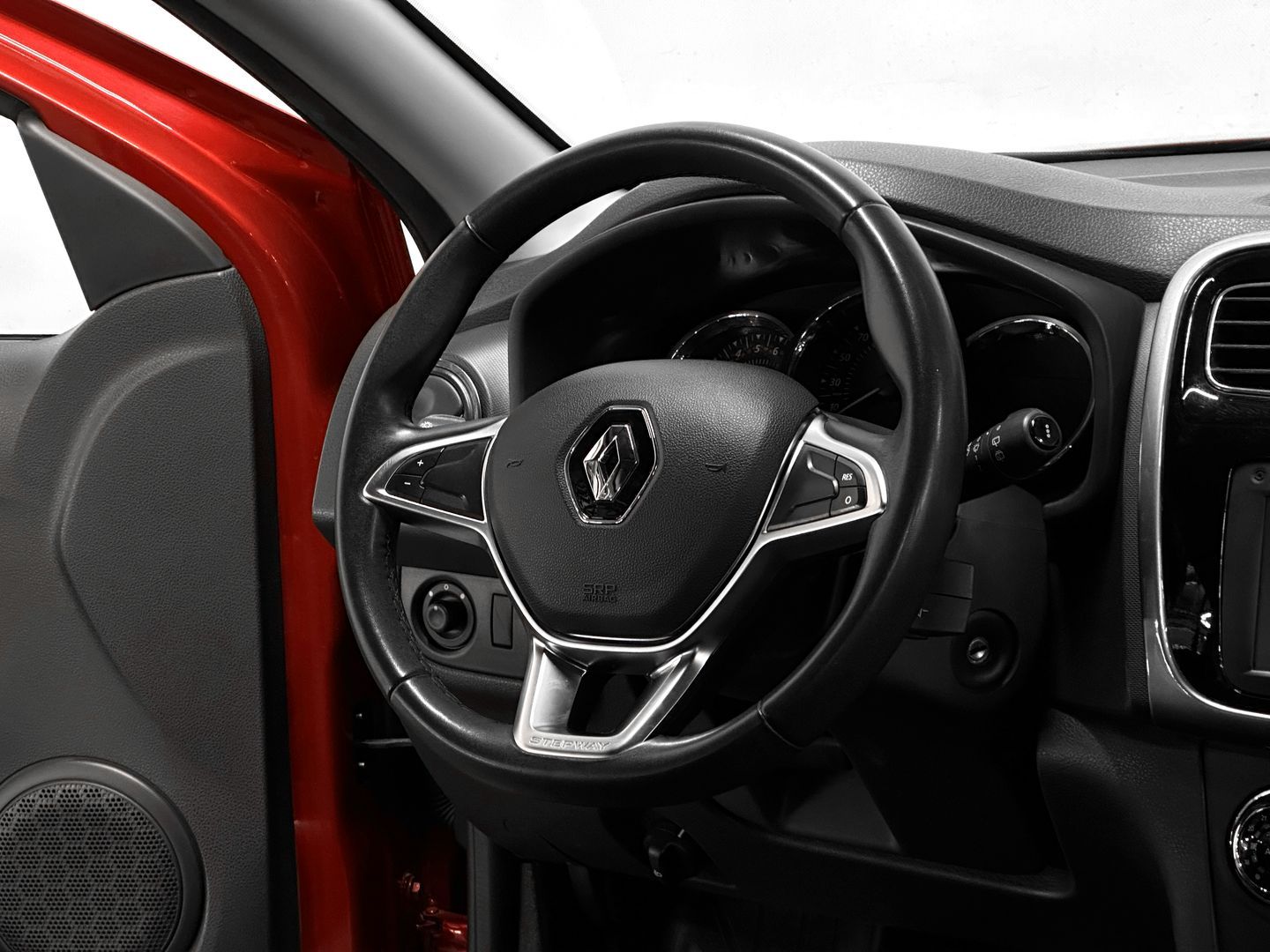 Renault Sandero, II Рестайлинг Stepway 1.6 AT (102 л.с.)