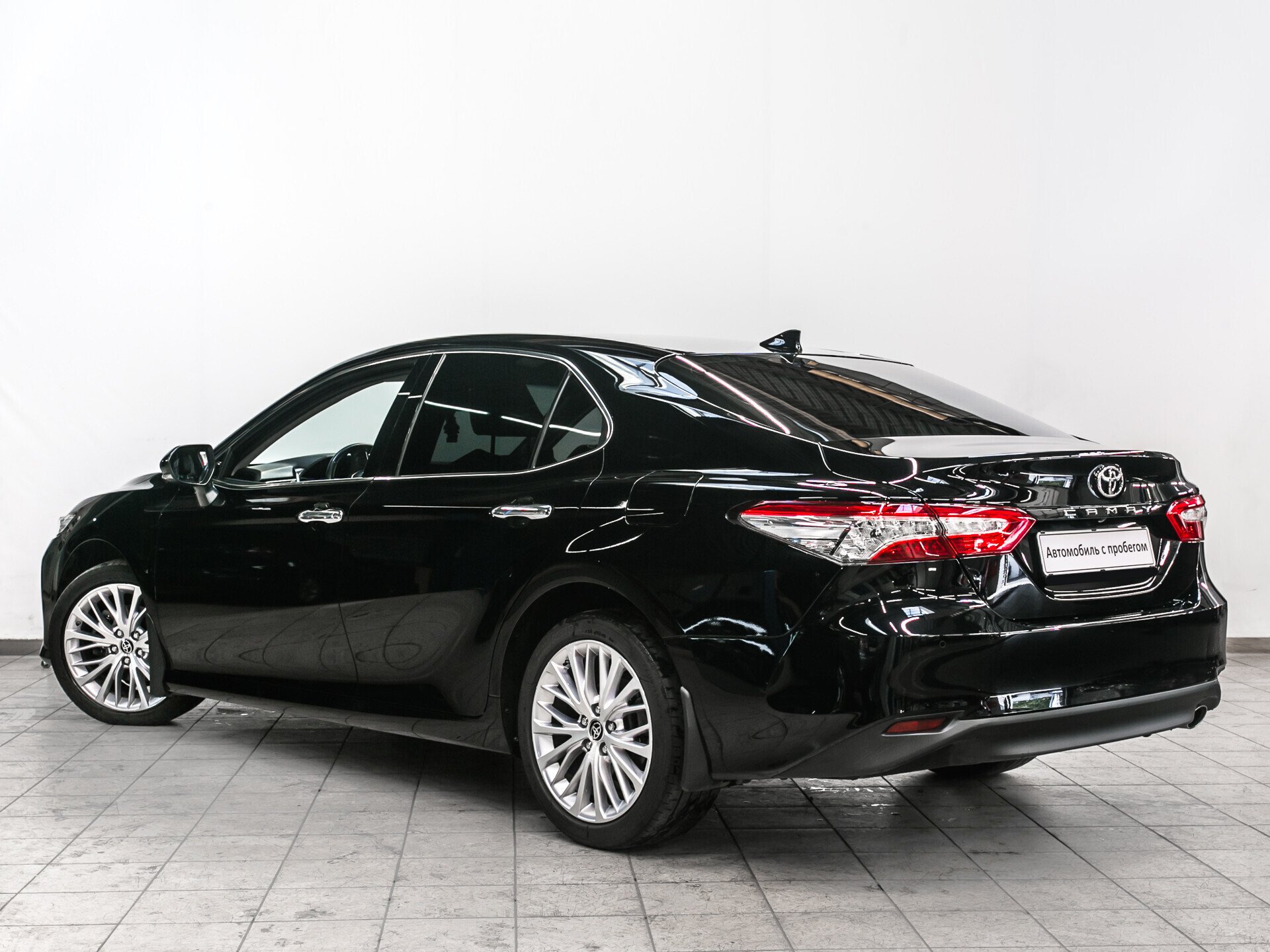 Toyota Camry, VIII (XV70) 2.5 AT (181 л.с.)