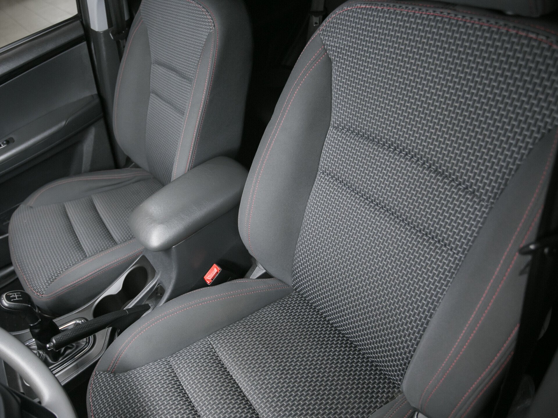 Chery Tiggo 3, I 1.6 MT (126 л.с.)