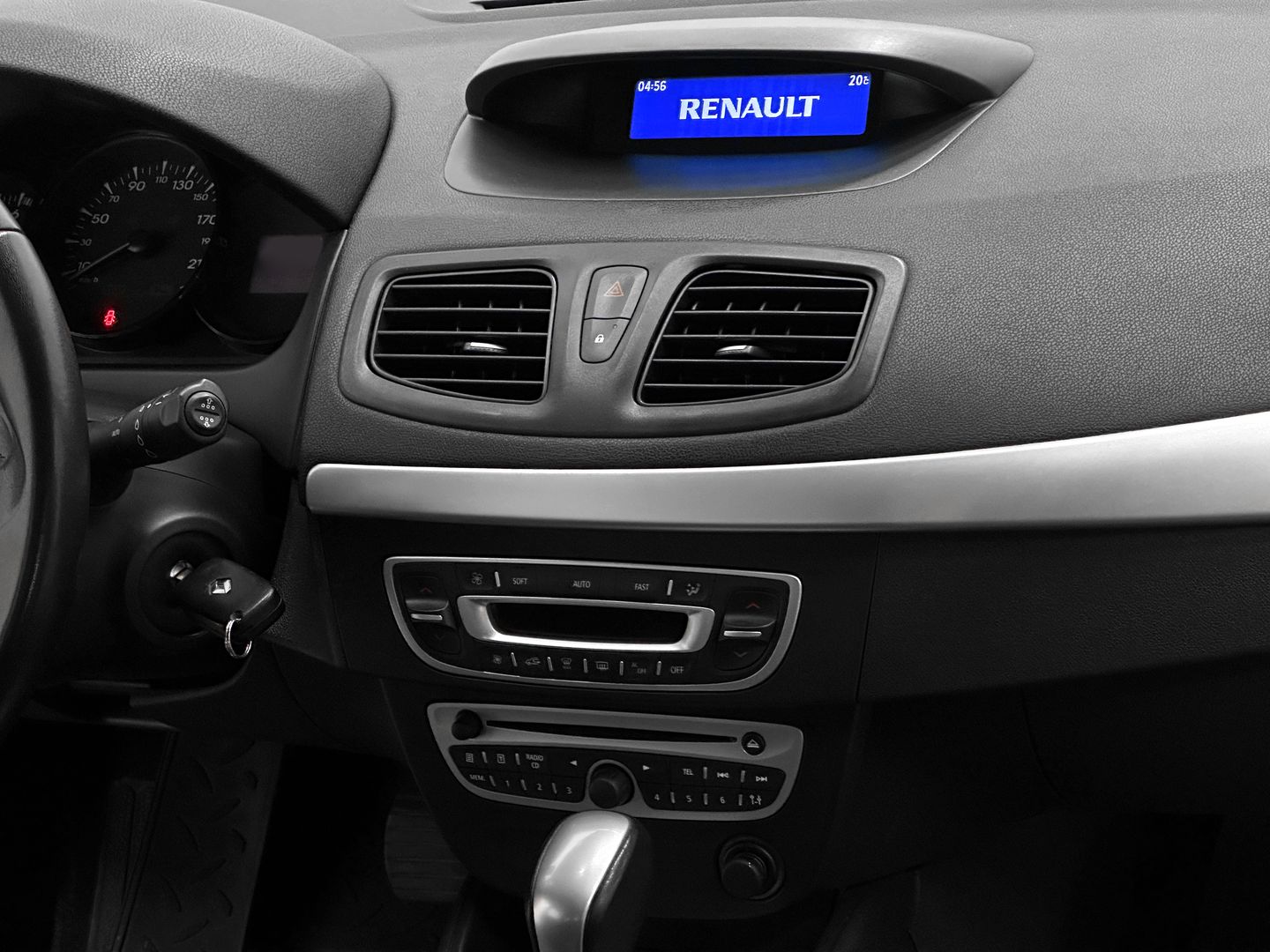 Renault Megane, III Рестайлинг 1.6 AT (106 л.с.)